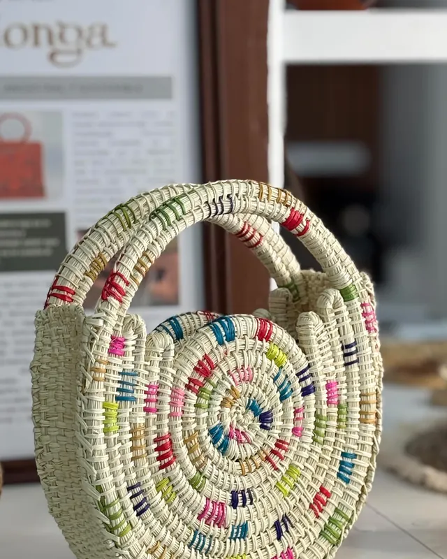Cholonga en la tienda y en Quito
